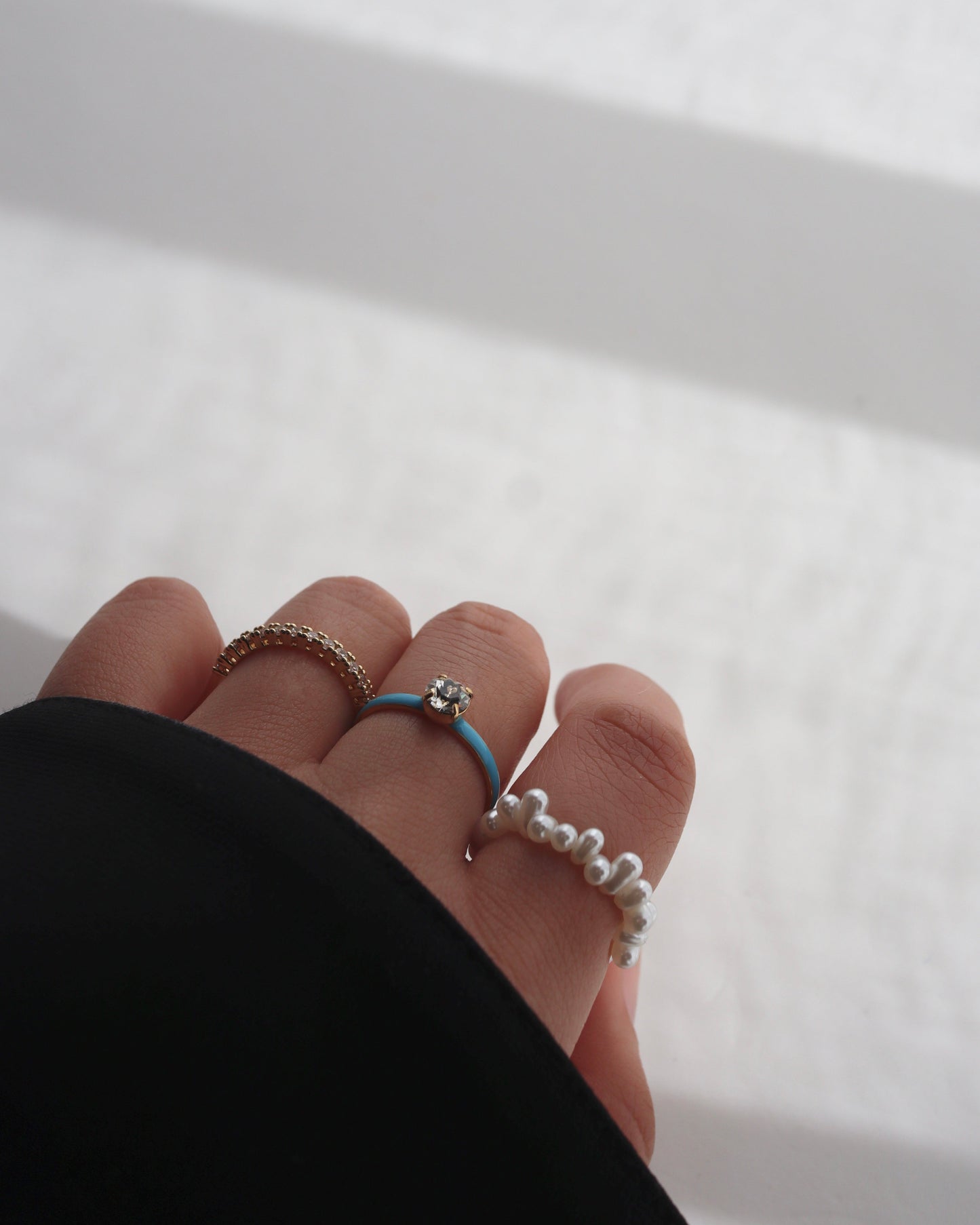shake pearl ring