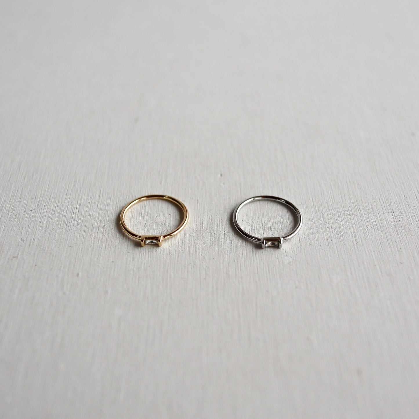 dot bijou ring