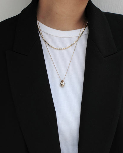 shiny beans necklace