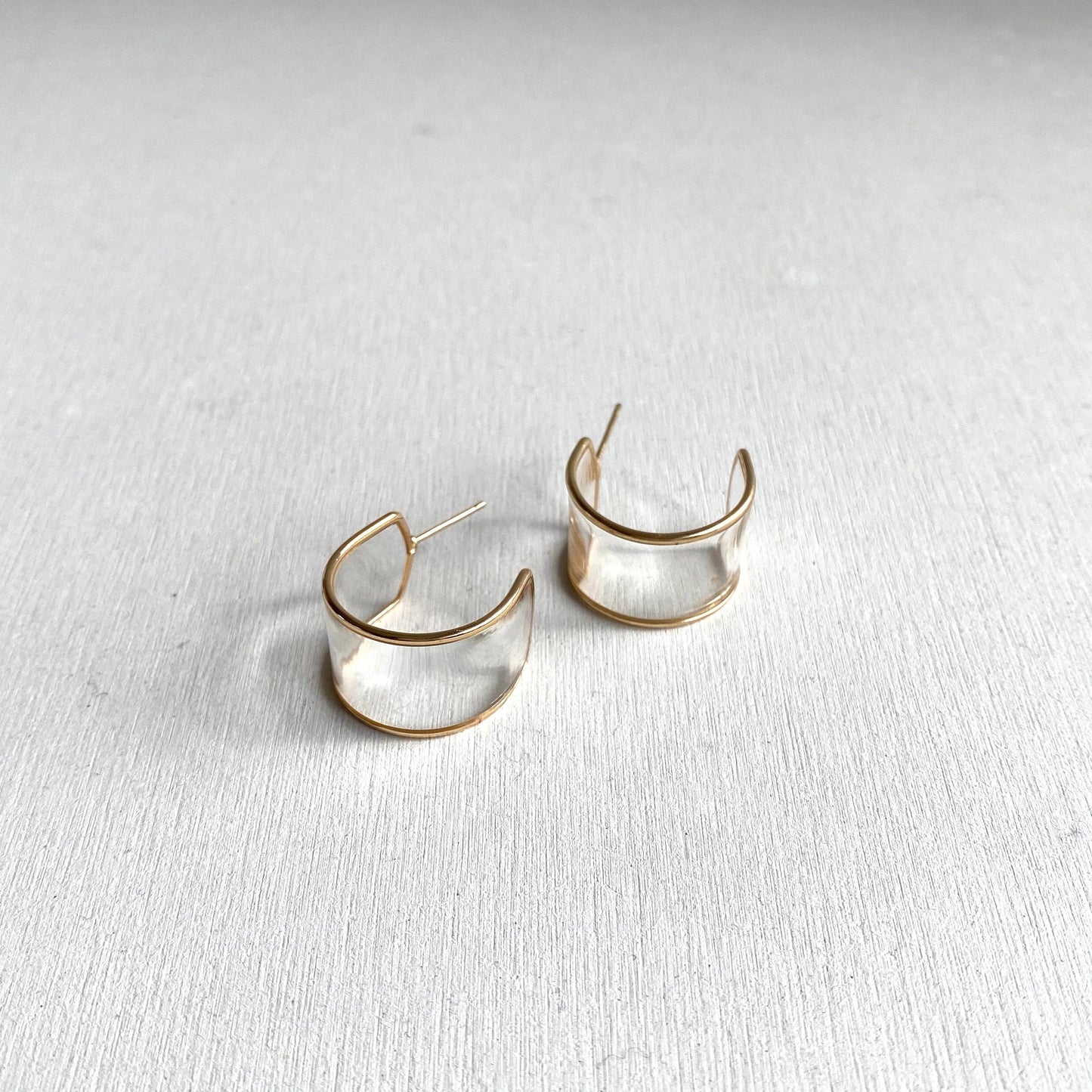 clear curl pierce
