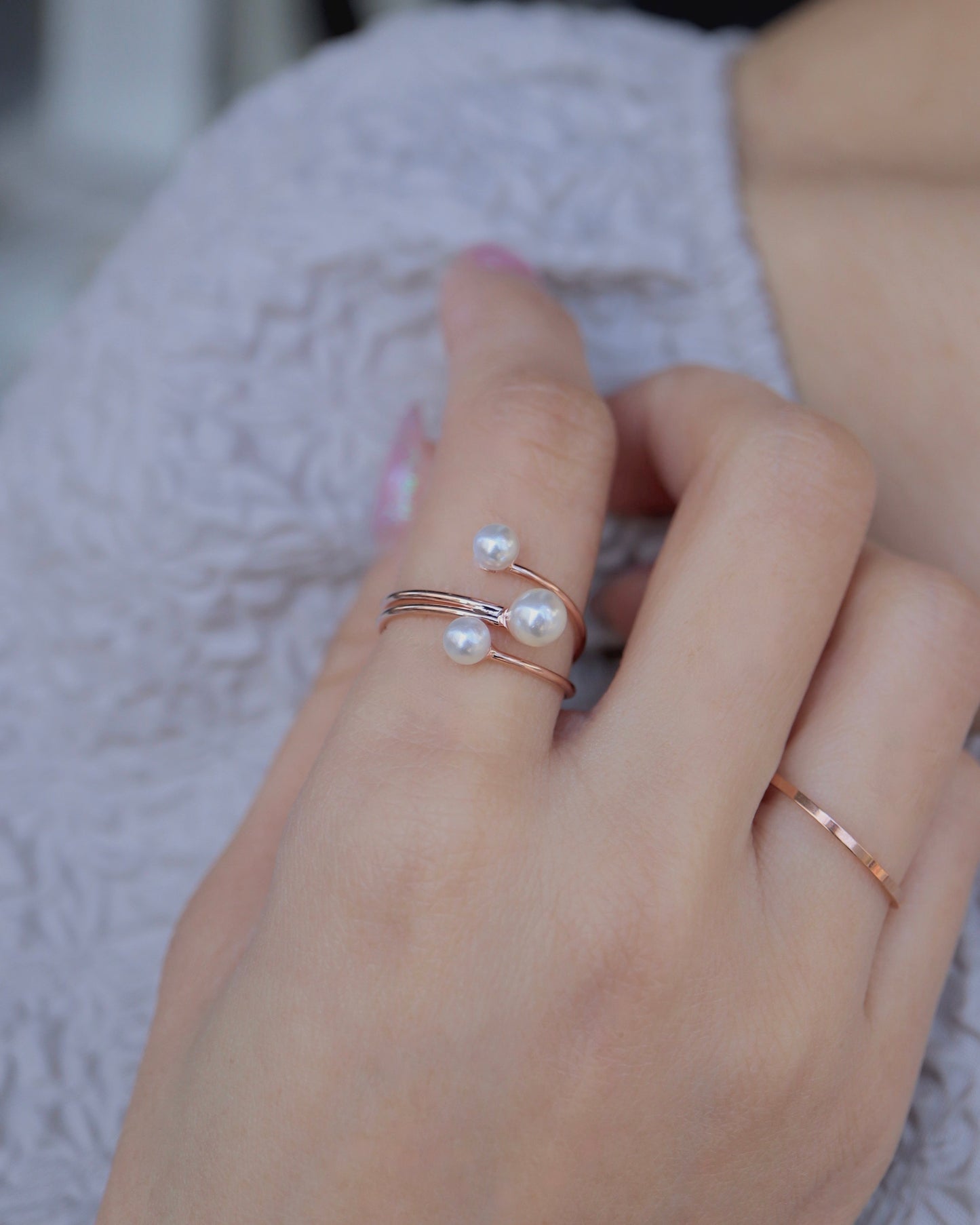 triplet pearl ring