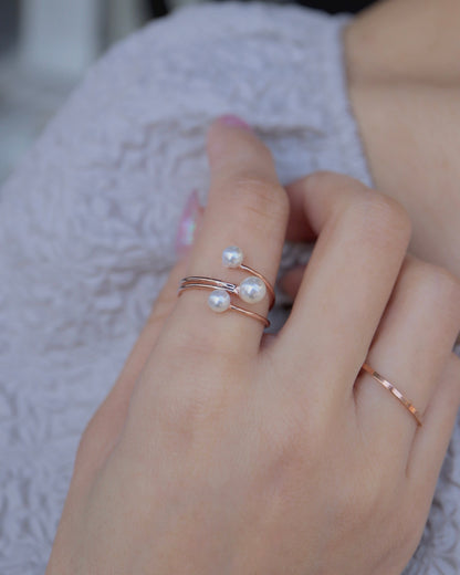 triplet pearl ring