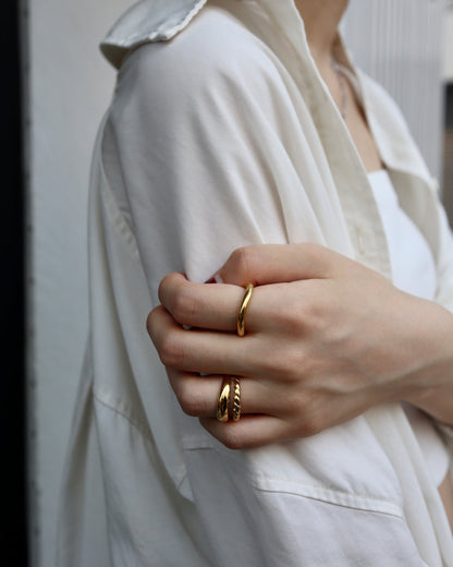 loose curved stainless ring（stainless steel）