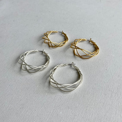 knit hoop pierce