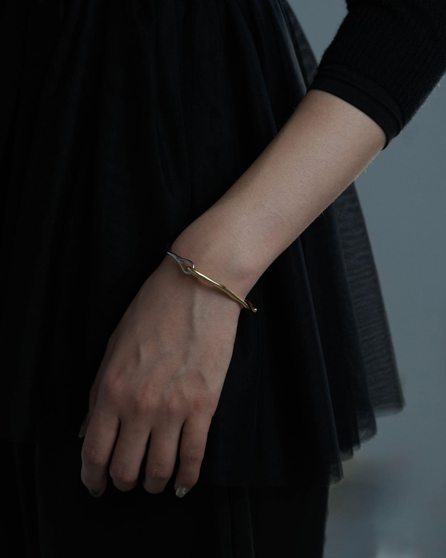 unique hook bangle