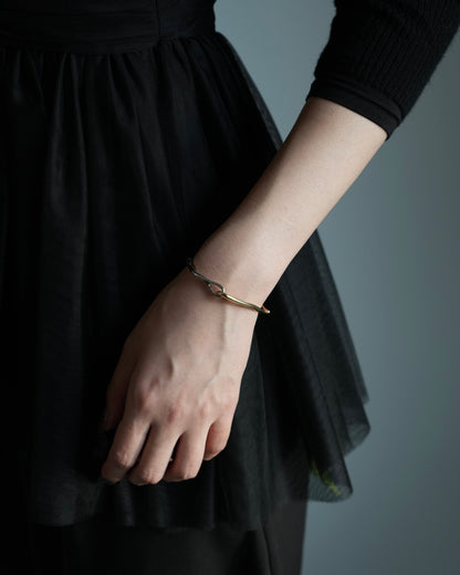 unique hook bangle