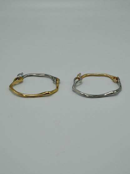unique hook bangle