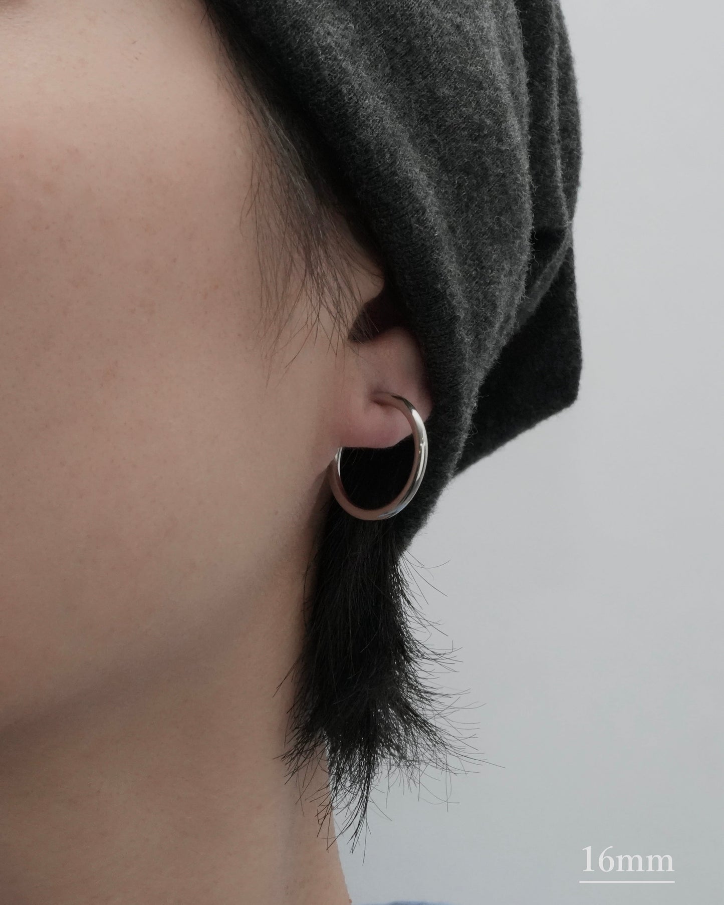 minimal hoop stainless earring (stainless steel)