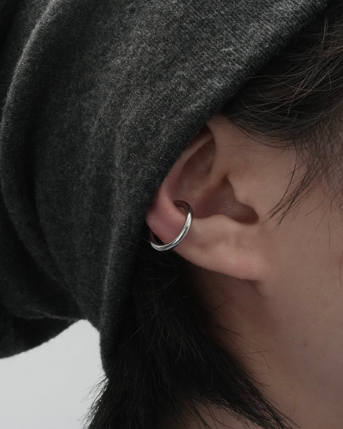 minimal hoop stainless earring (stainless steel)