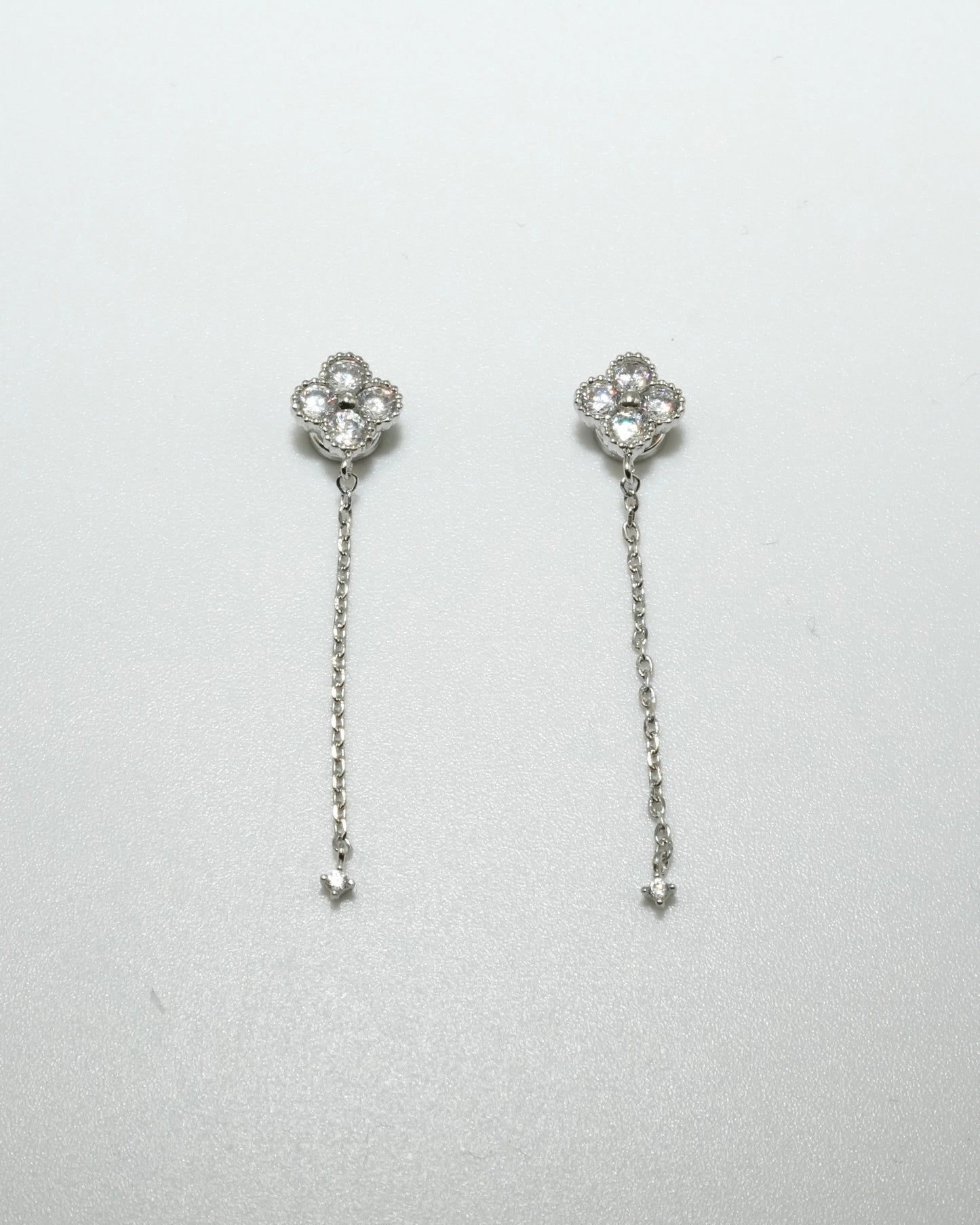 clover chain magnetic earring