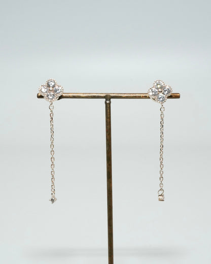 clover chain magnetic earring