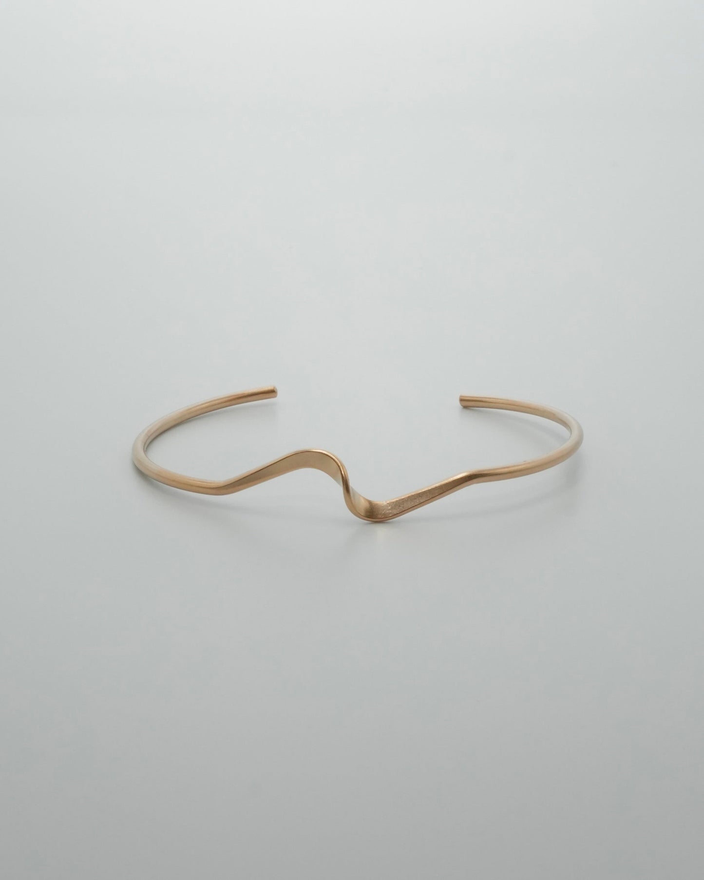 mat wave cuff bangle
