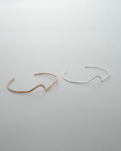 mat wave cuff bangle