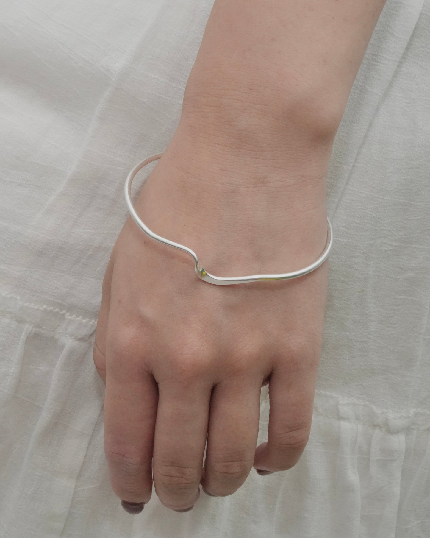 mat wave cuff bangle