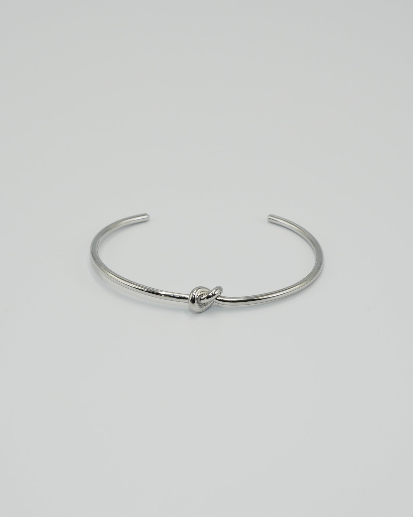 knot stainless bangle (stainless steel)