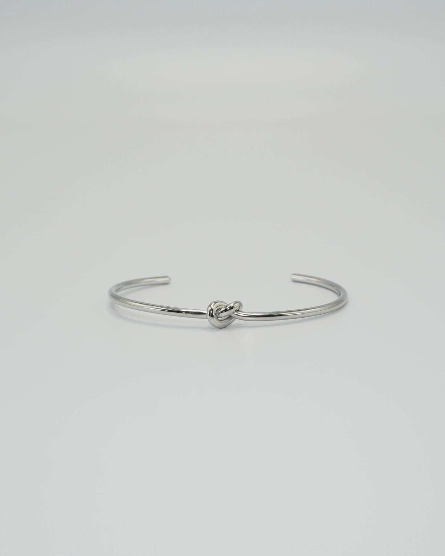 knot stainless bangle (stainless steel)