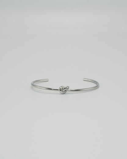 knot stainless bangle (stainless steel)
