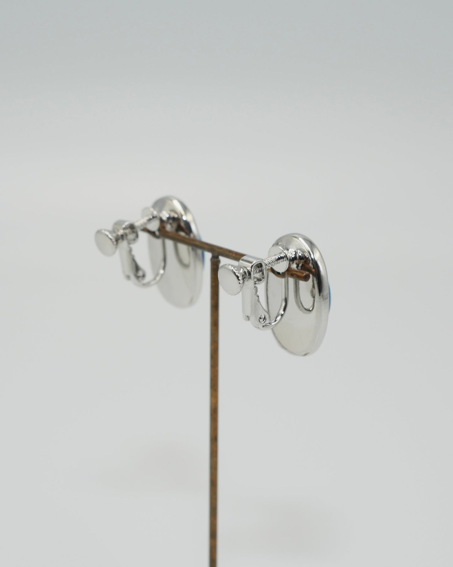 pure glow clear earring