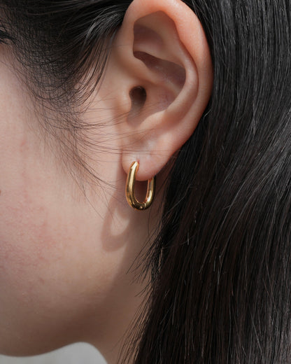bold oval stainless pierce (stainless steel)
