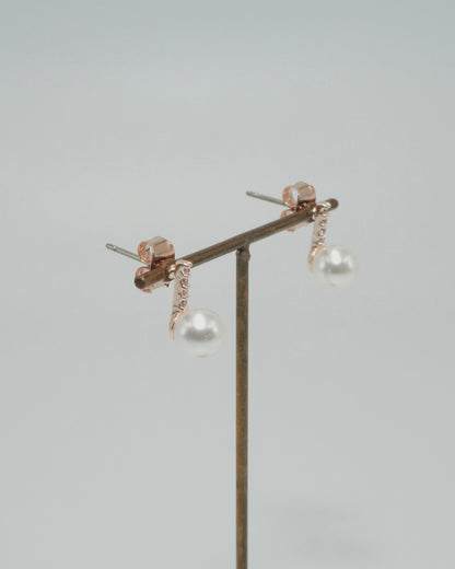 zir line pearl drop pierce