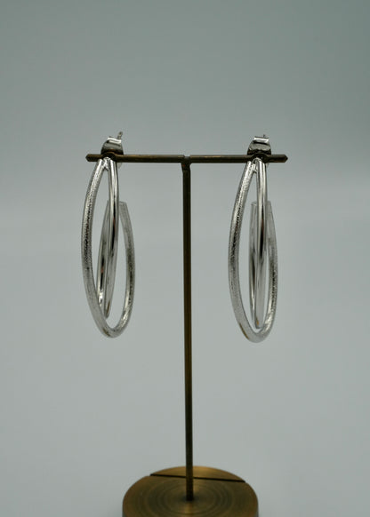 crossed rings pierce