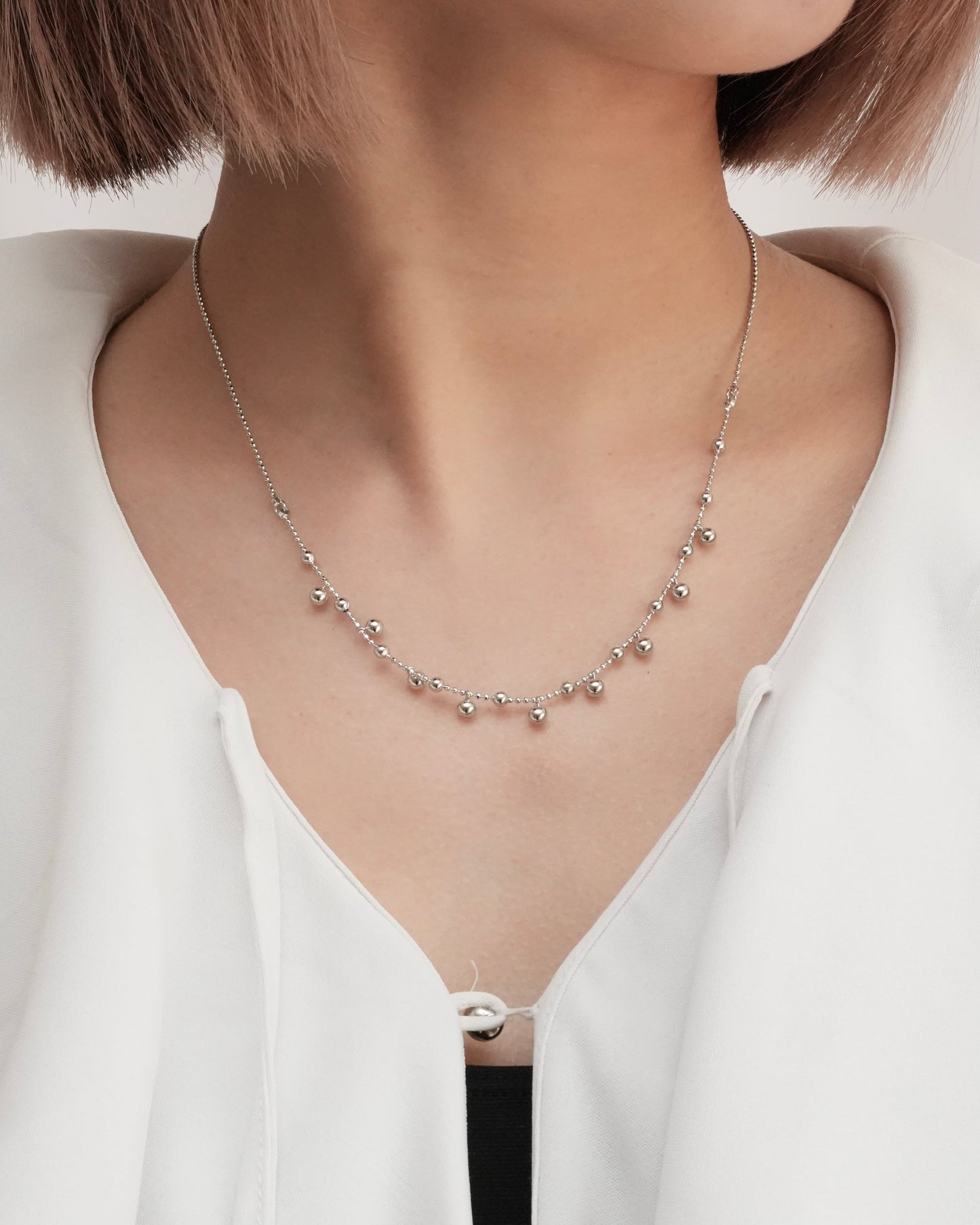 shiny grain necklace