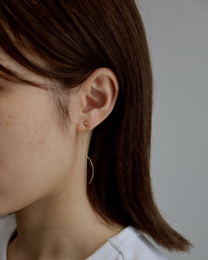 wavy string pierce