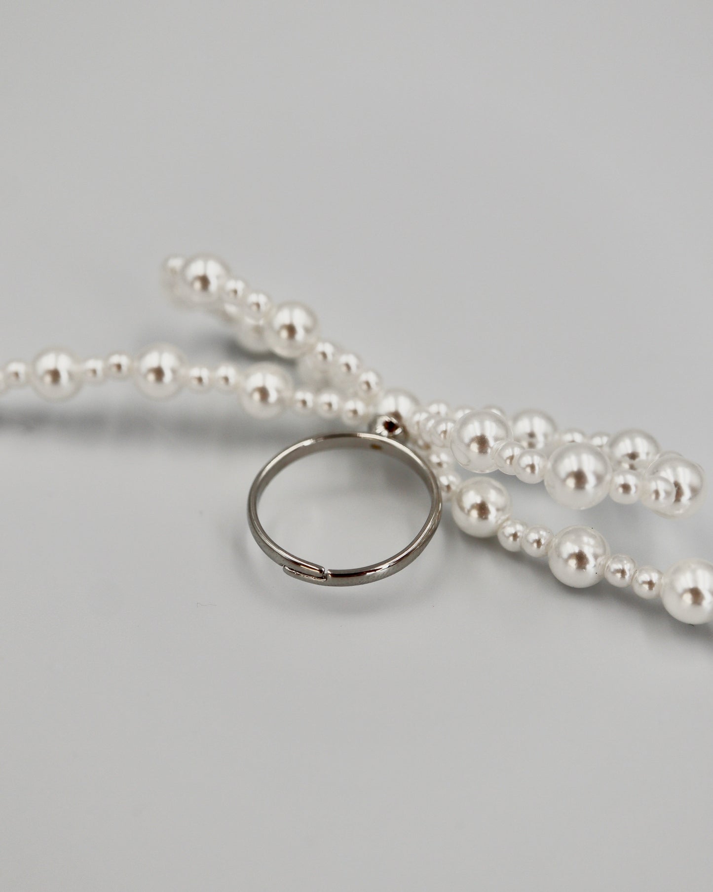 pearl ribbon ring