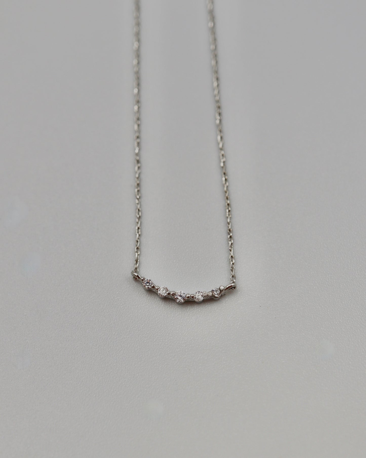 zir arch necklace