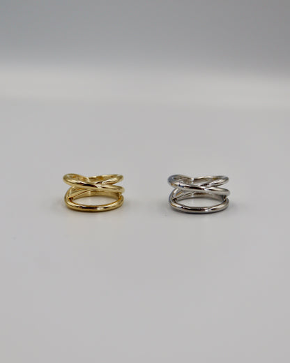 two lines intersect ring