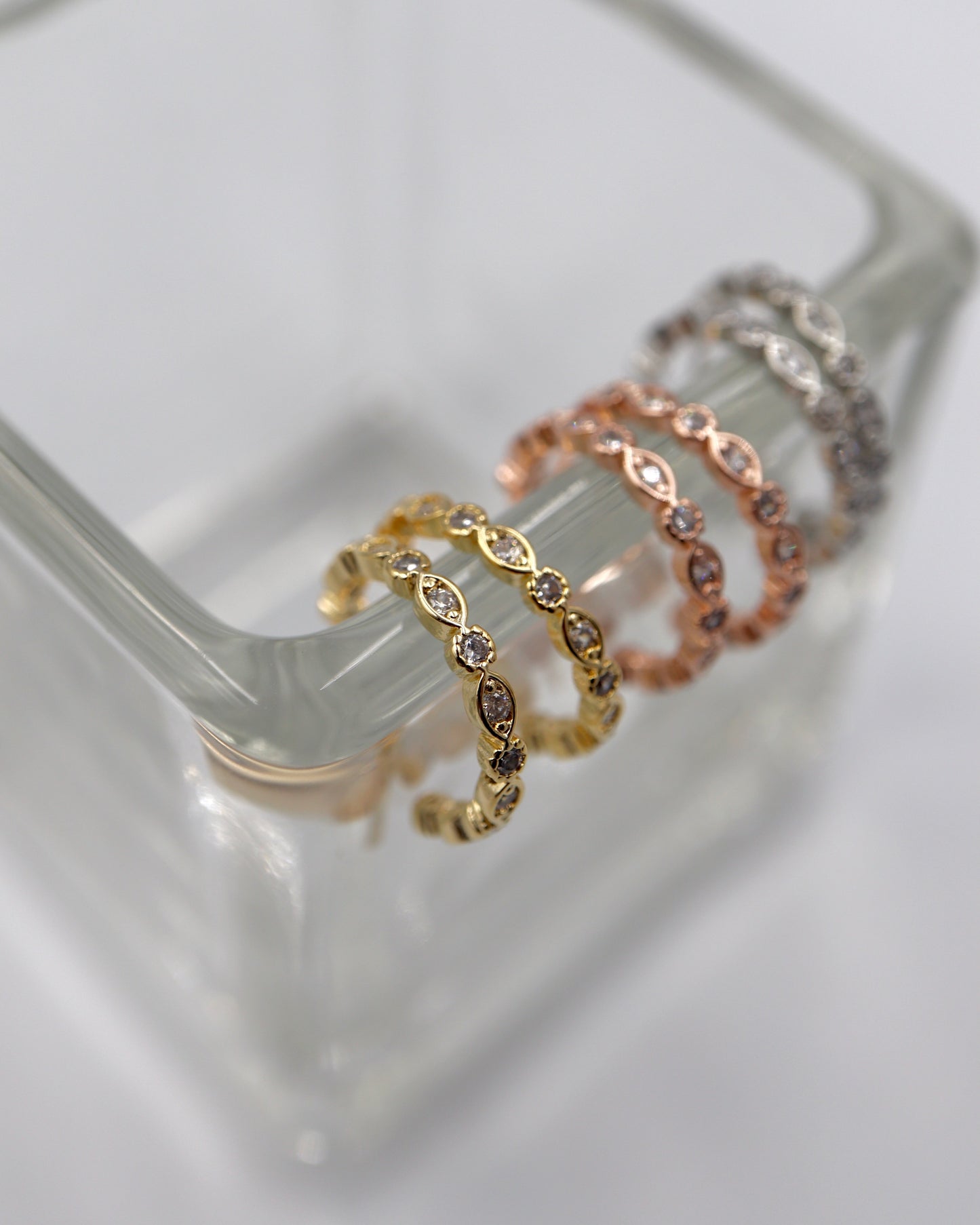 zir hoop pierce