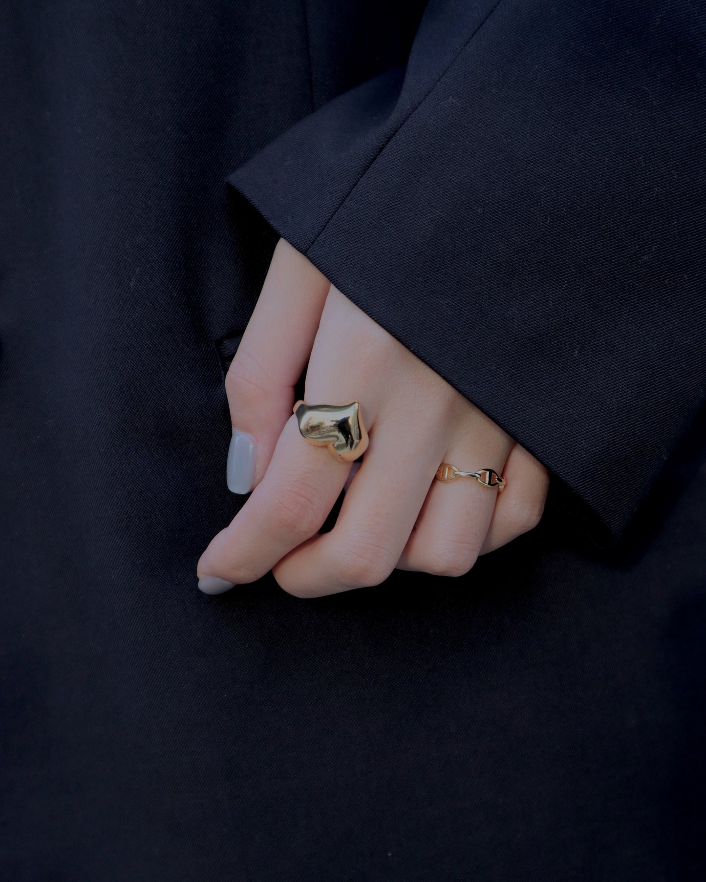shiny heart ring