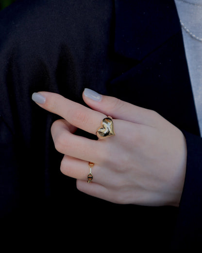 shiny heart ring