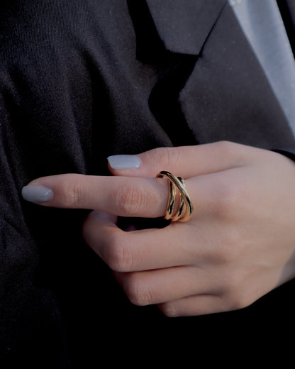 cross line ring