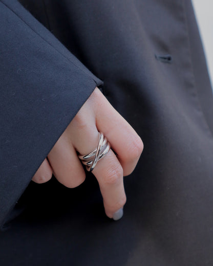 cross line ring