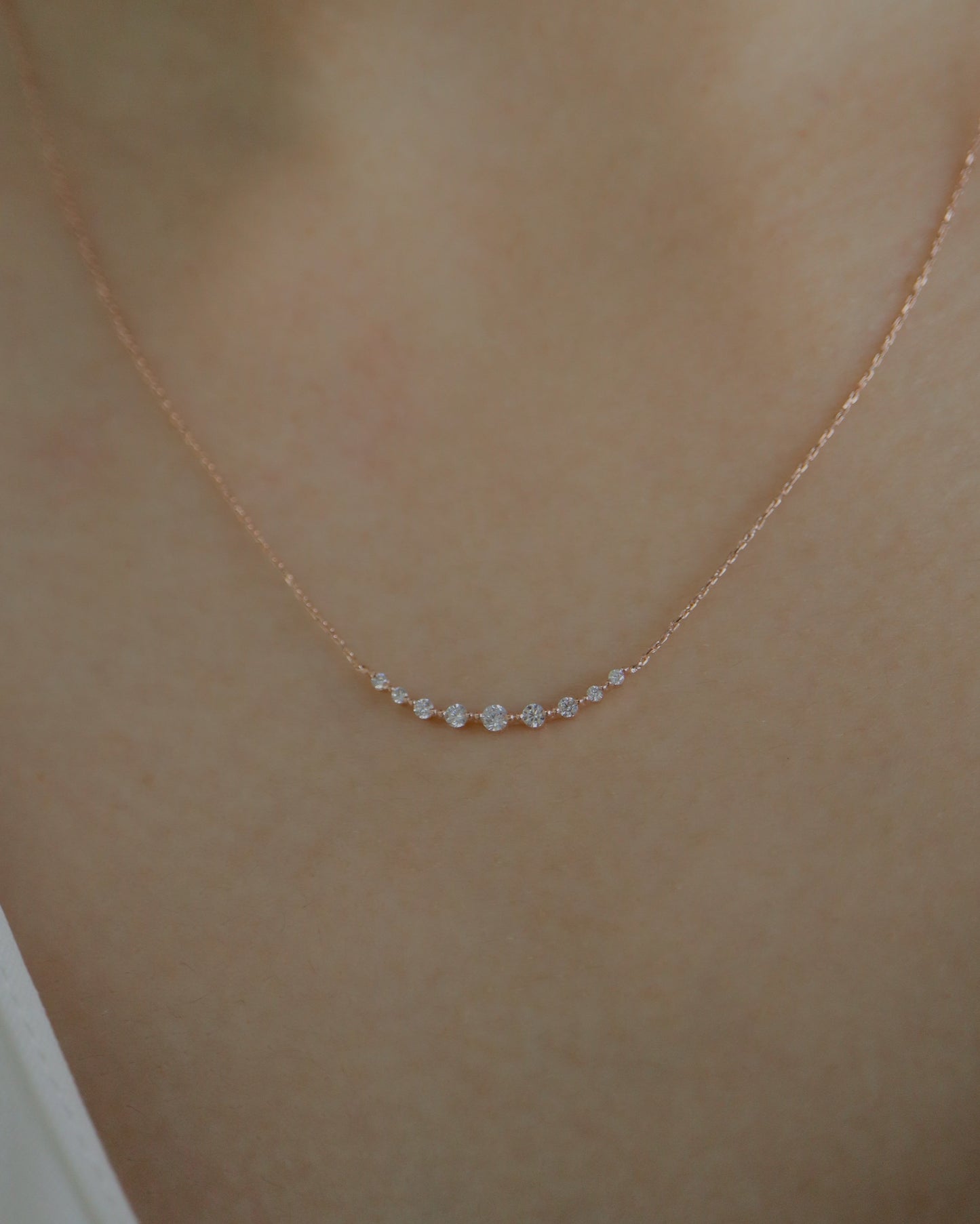 zir long arch necklace