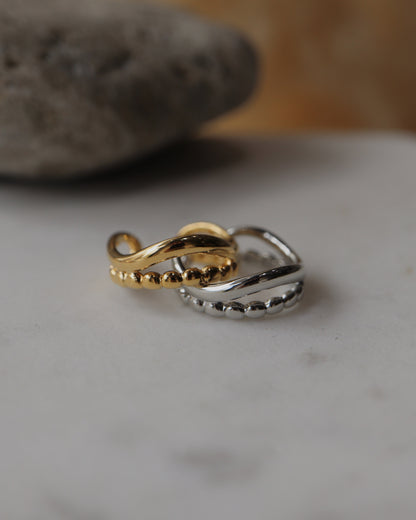 dot wave pinky ring & ear cuff