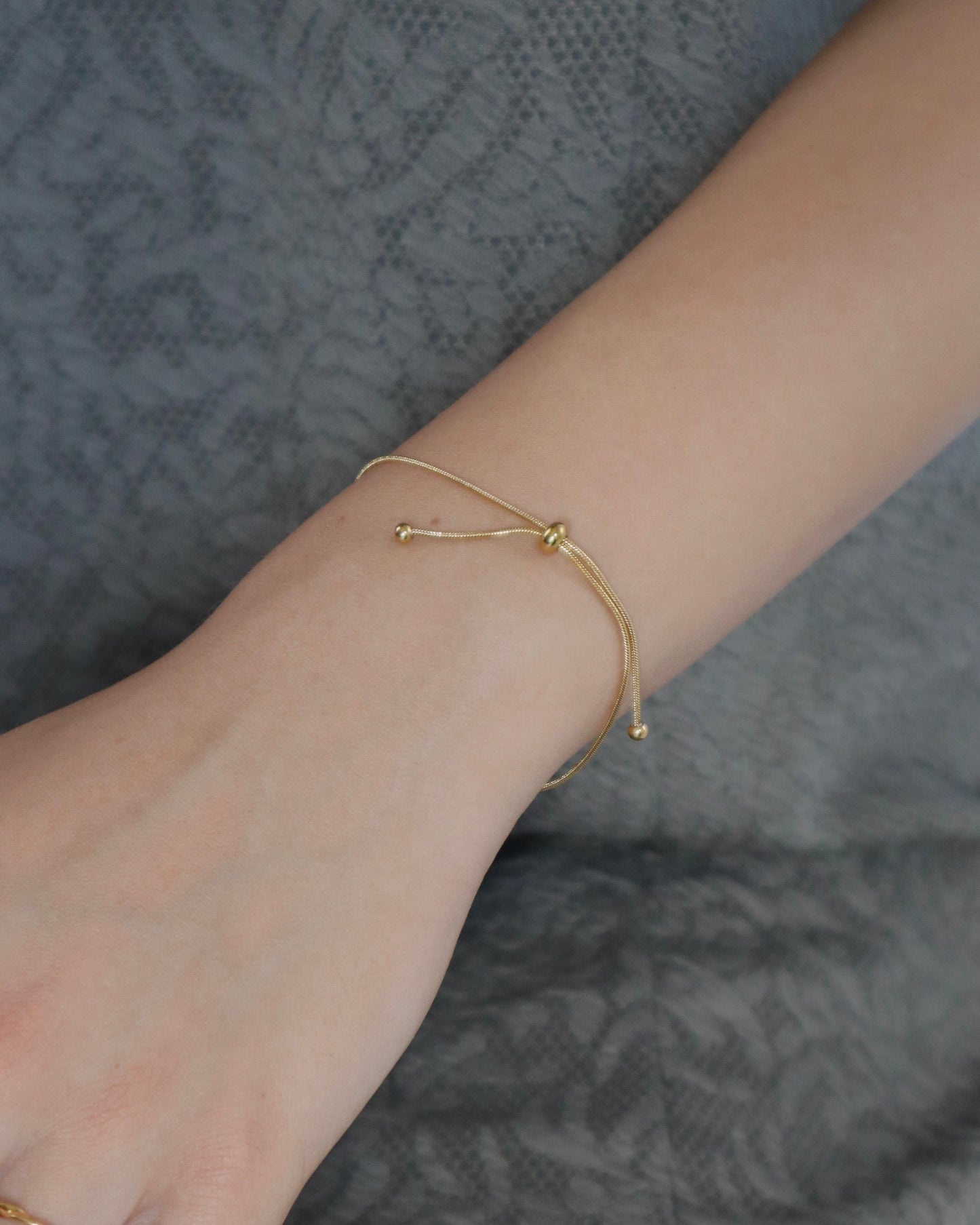 ribbon snake stainless bracelet