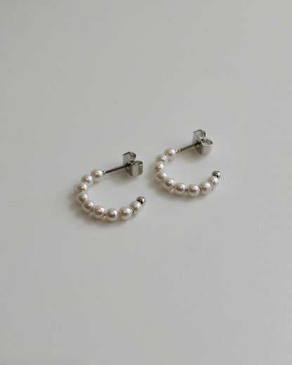 pearl curl pierce