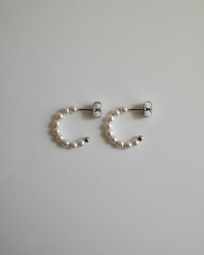 pearl curl pierce