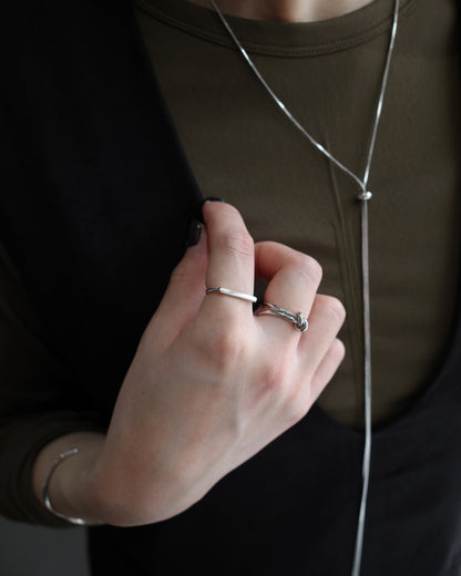 thin straight ring