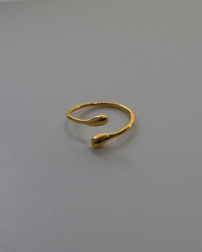 shiny hug ring