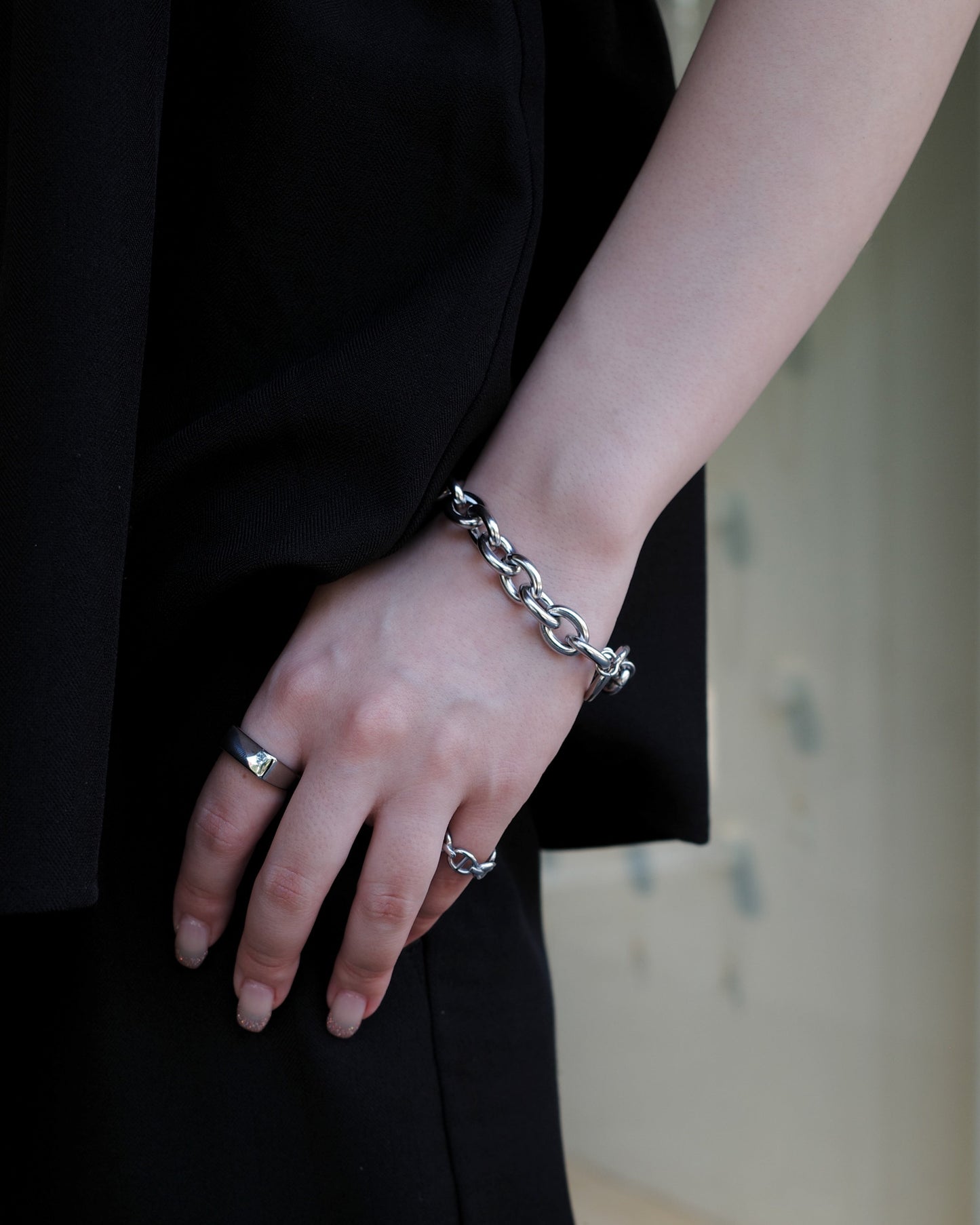 simple thick stainless bracelet（stainless steel）