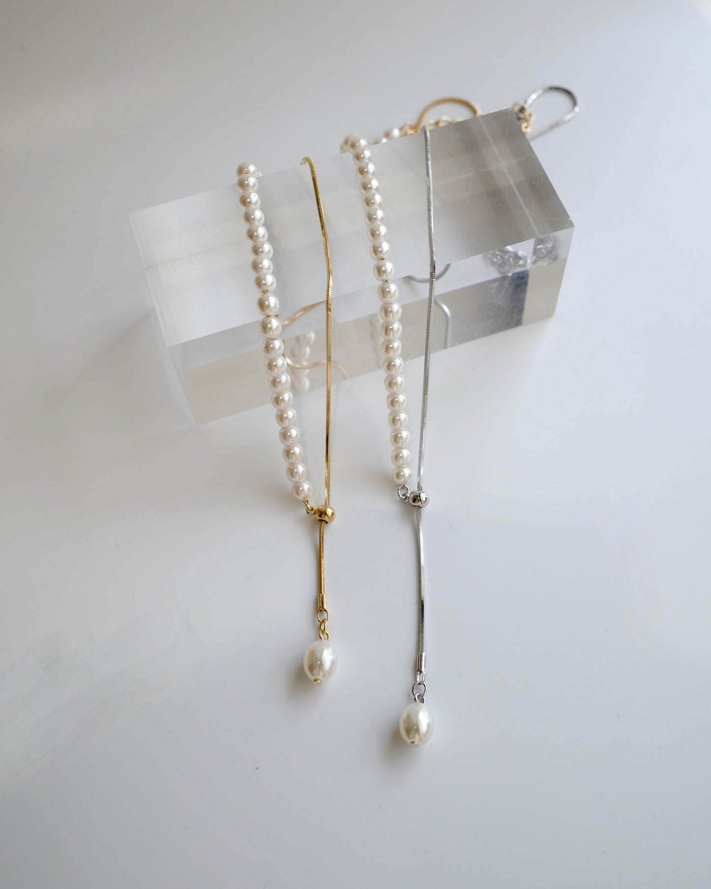 pearl Y long neckace