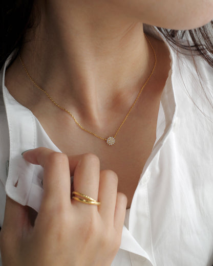 zir sun necklace