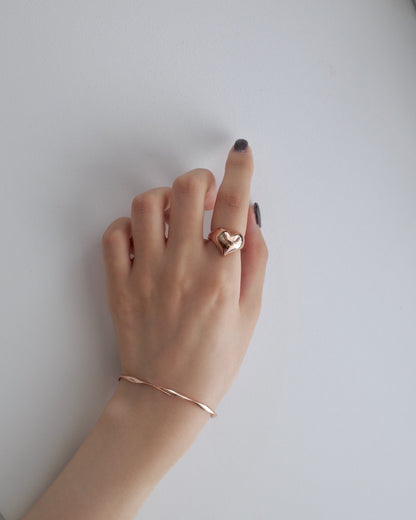 shiny heart ring