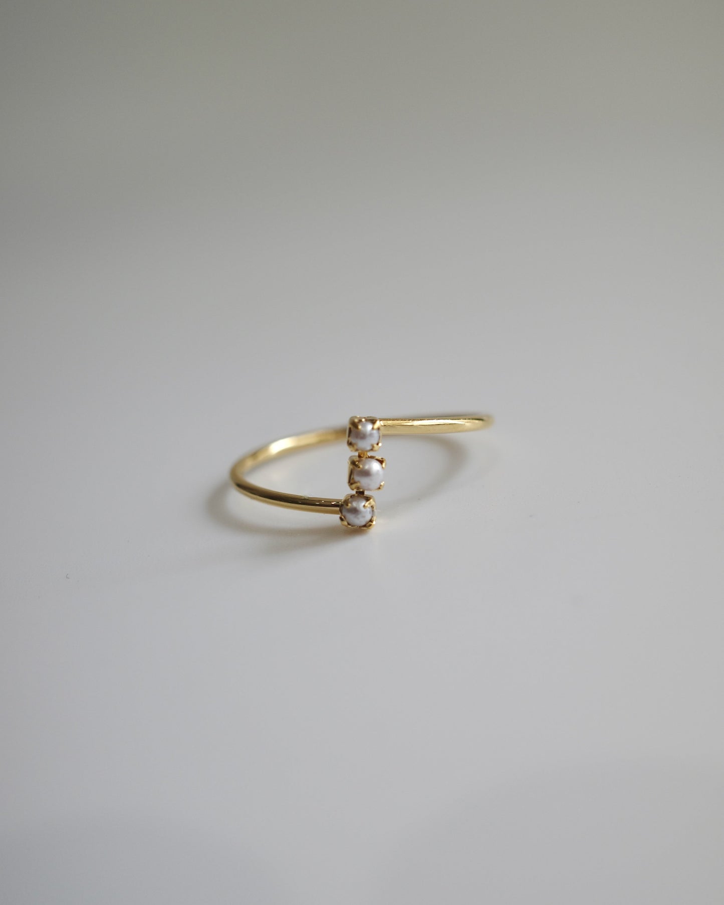 triple small pearl ring