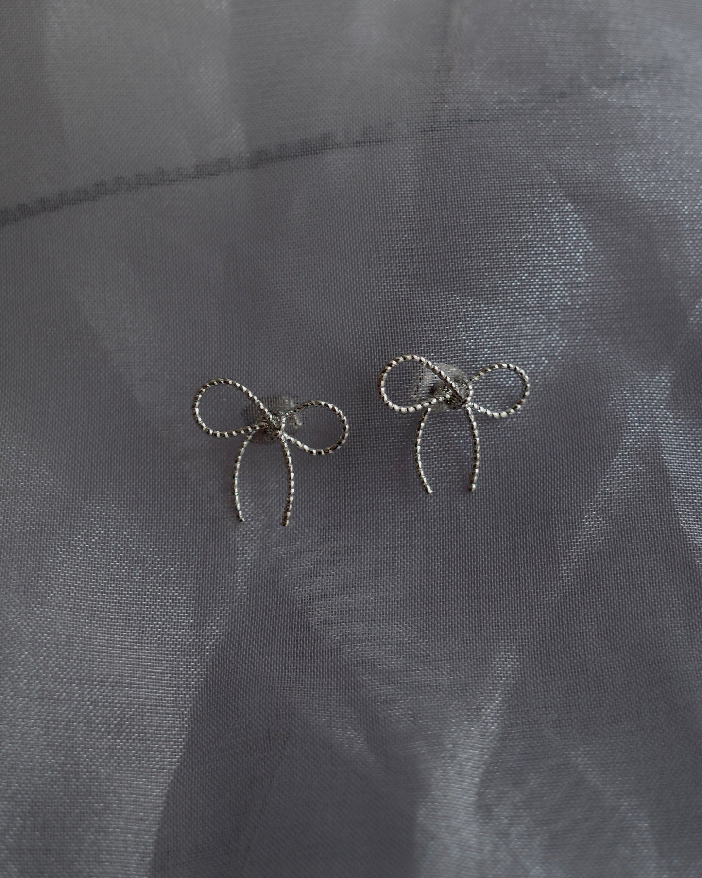 shiny ribbon pierce