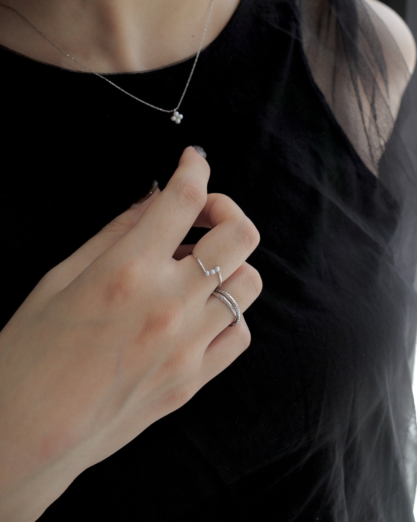 triple small pearl ring