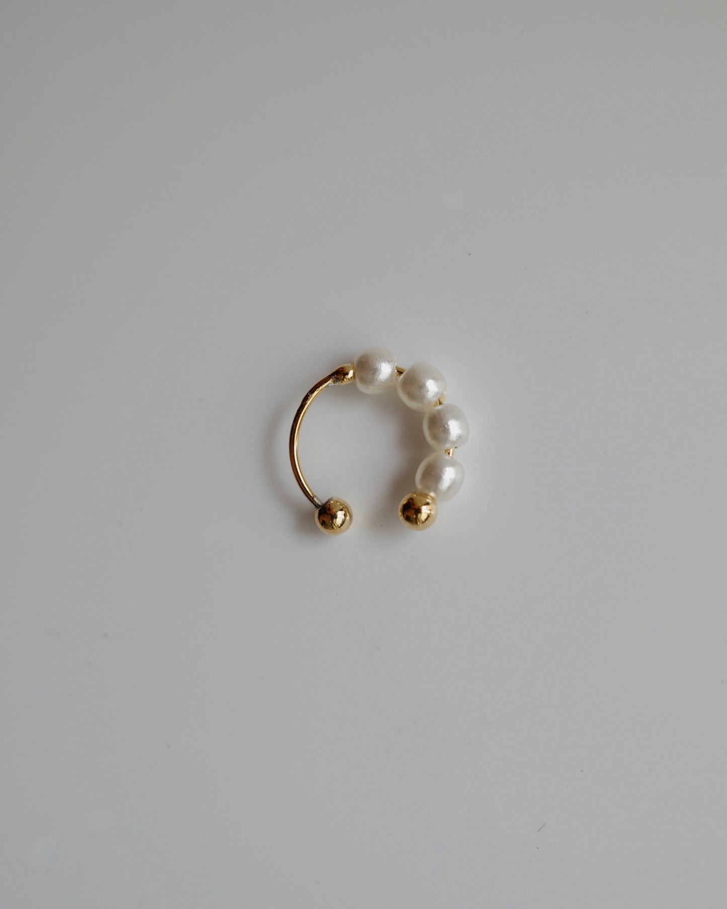 small half paerl ear cuff